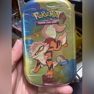 Pokemon scarlet violet mini 151 Arcanine and Omanyte Tin